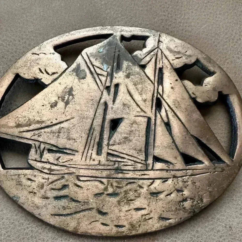 Vintage Copper Finish Cast Iron Sail Boat Trivet / ODI 1990 Taiwan Ocean Clouds - Picture 4 of 6